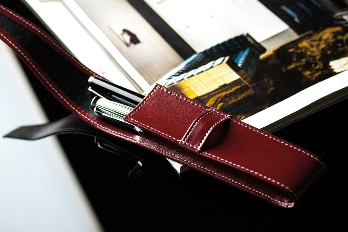 Schreibgeräteetui UNO CAMBRIDGE Top Grain Leder rot